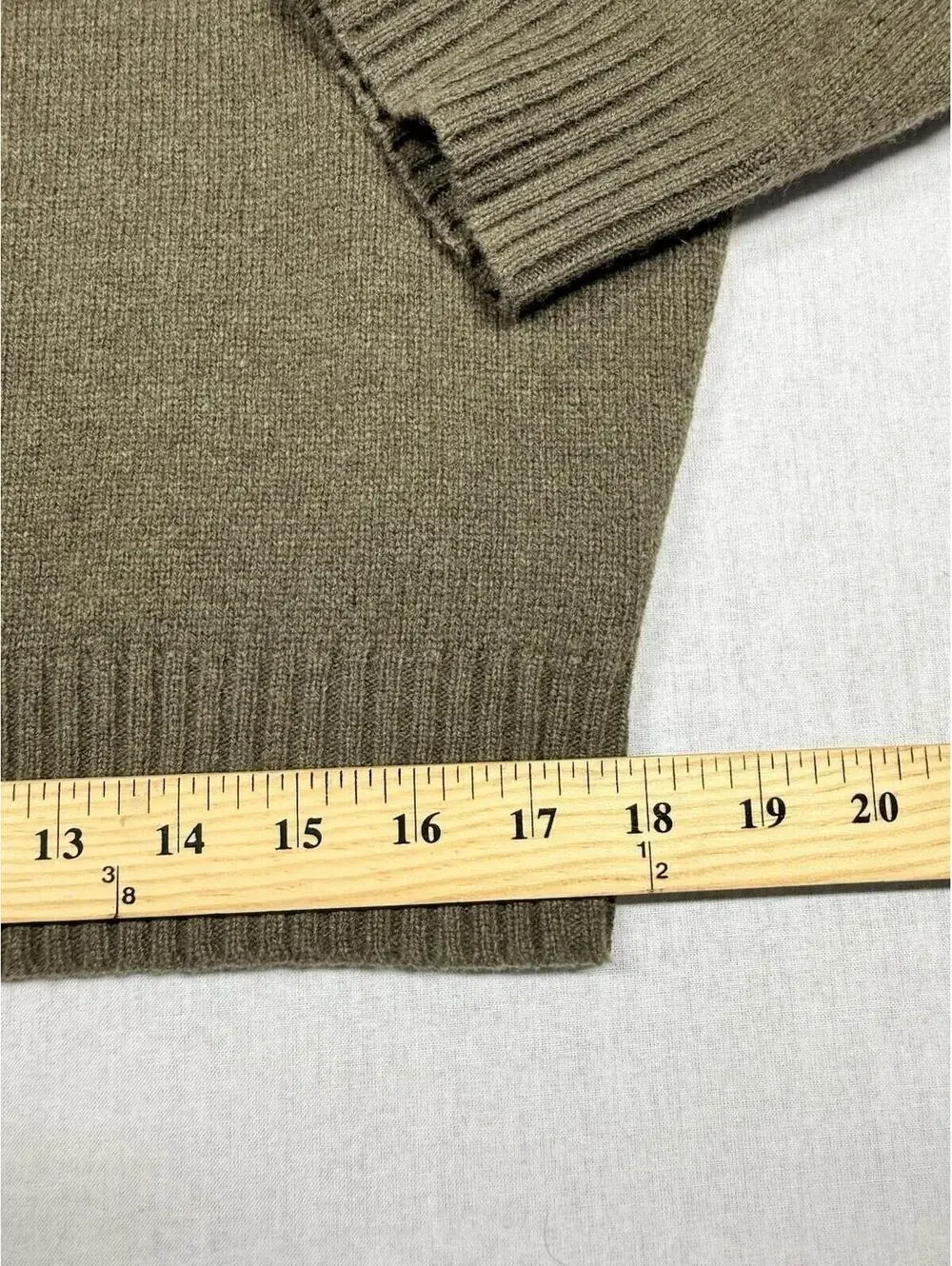 Jos A. Bank Lambs Wool 1/4 Zip Sweater Men Sz M Green Pullover Preppy‎ Old Money